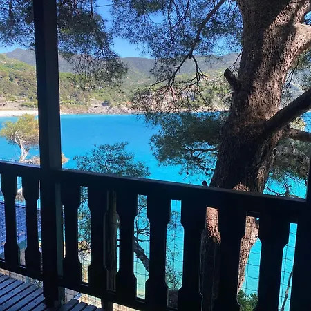 Villaggio Smeraldo Πάρκο διακοπών *