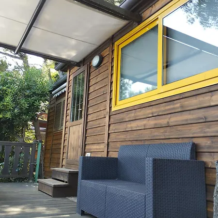 פארק נופש Villaggio Smeraldo מונליה