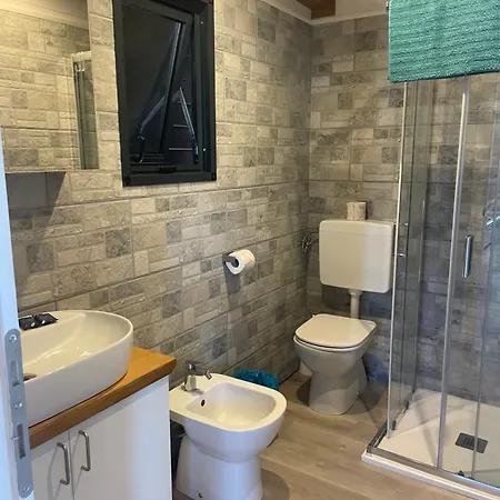 Villaggio Smeraldo מונליה