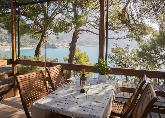 Villaggio Smeraldo *