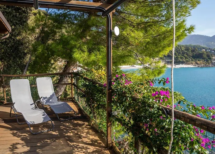 Villaggio Smeraldo * Moneglia