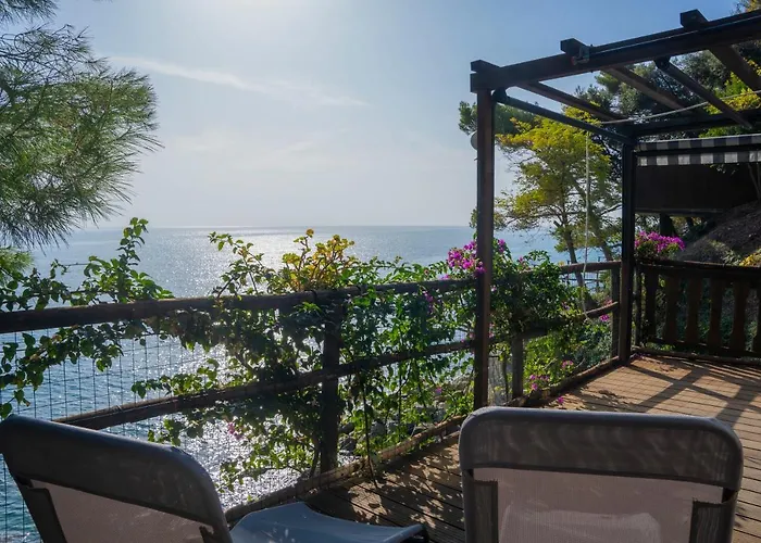 Villaggio Smeraldo * Moneglia