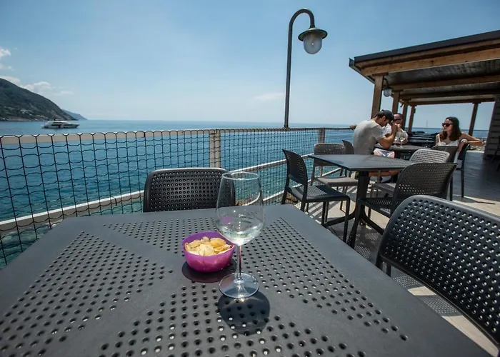 Villaggio Smeraldo *